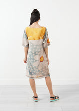 Load image into Gallery viewer, 3/4 Sleeve Kimono Dresses